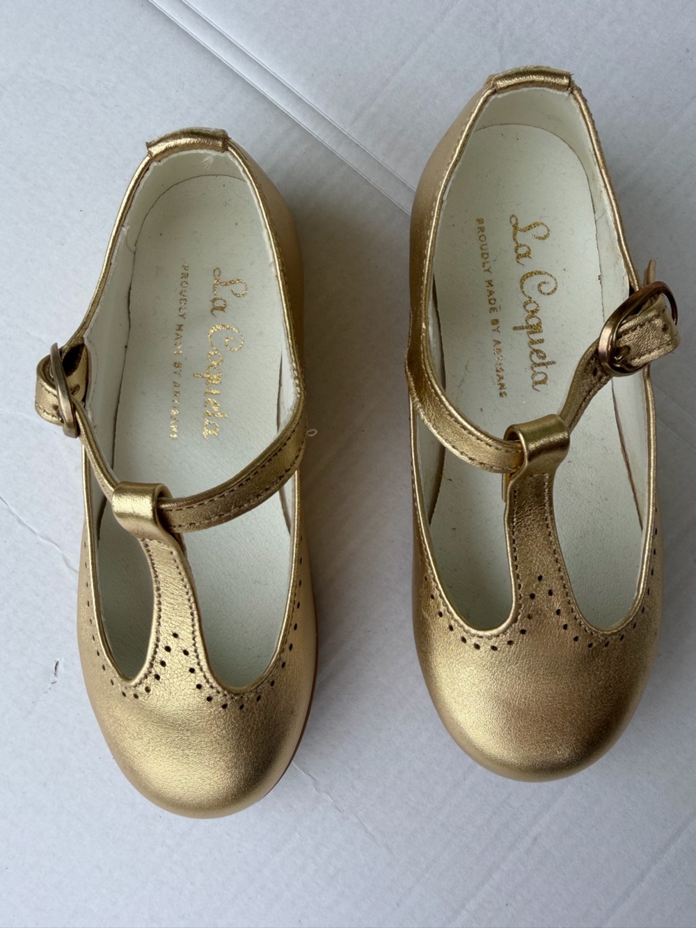 La Coqueta Gold T-Bar Mary Jane Shoes | EU 24 (US 8 Girls) - Picture 8 of 15